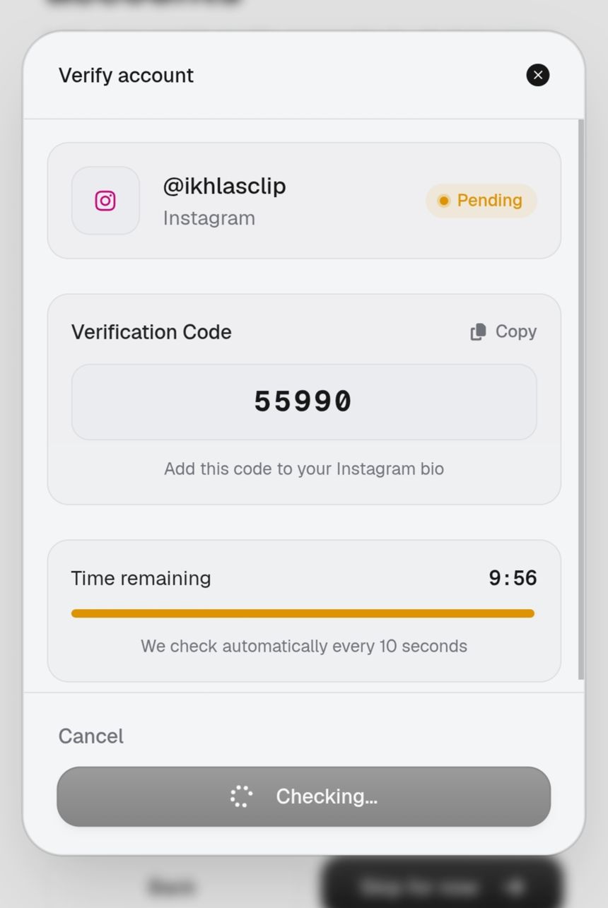 Kode verifikasi 5 digit dengan pengecekan otomatis tiap 10 detik